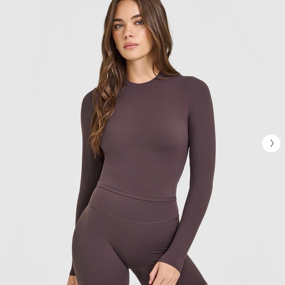 Onerous active SOFTMOTION™ LONG SLEEVE MID TOP WITH WHITE LOGO